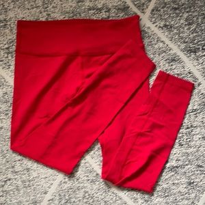 Lululemon Red wunderunder